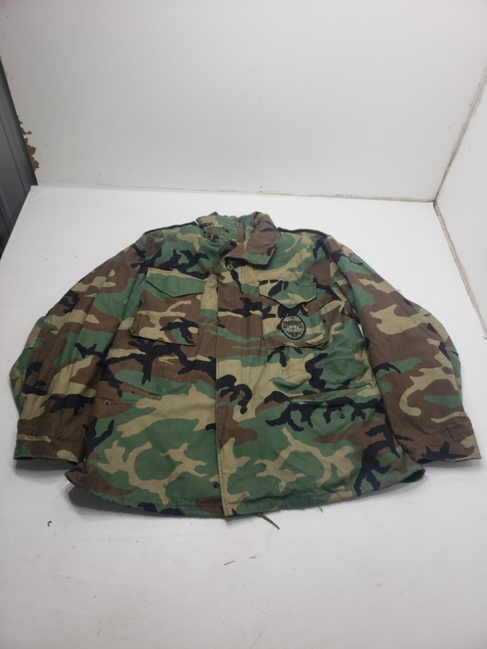 1999 USGI M65 Field Jacket Woodland Camo Large Regular Golden Mfg Navy Police